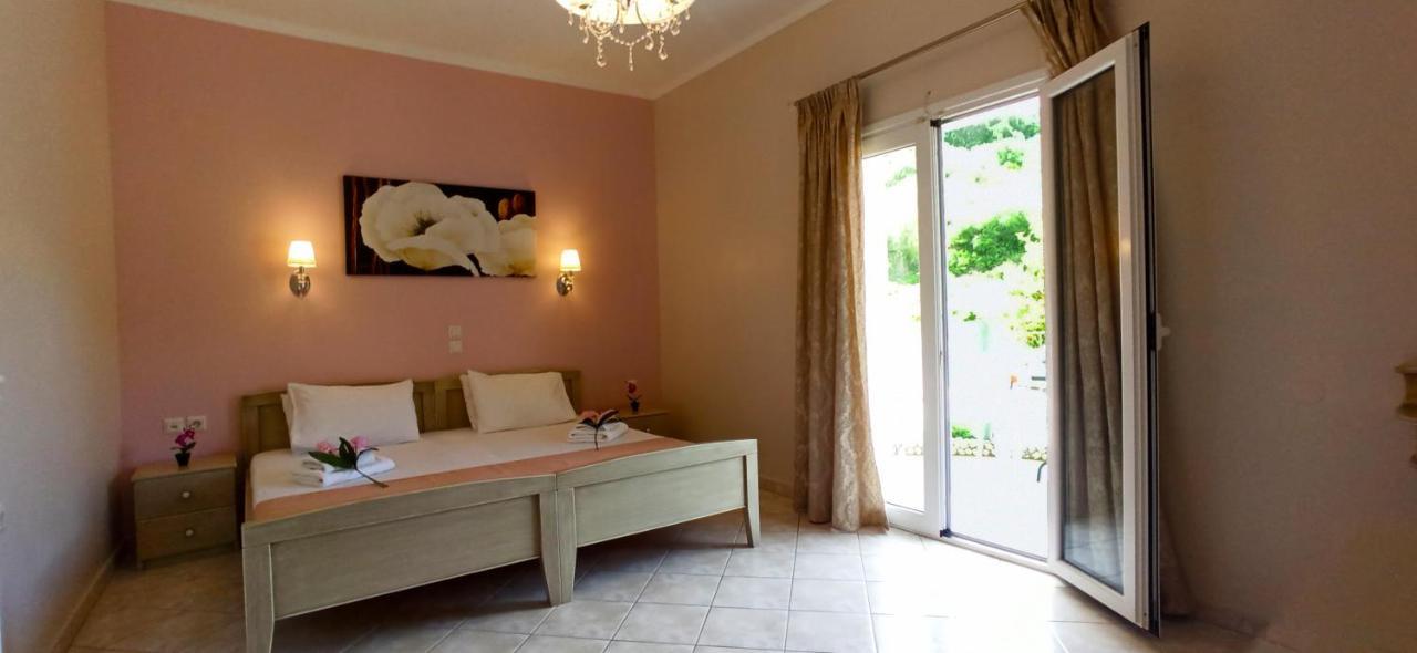 Villa Perkemes Apartments Parga Luaran gambar