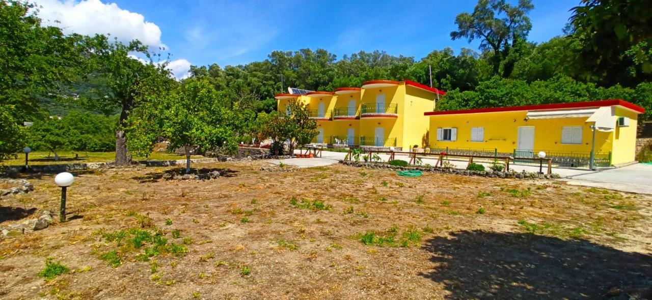 Villa Perkemes Apartments Parga Luaran gambar