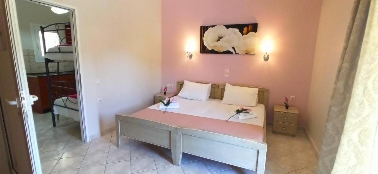 Villa Perkemes Apartments Parga Luaran gambar